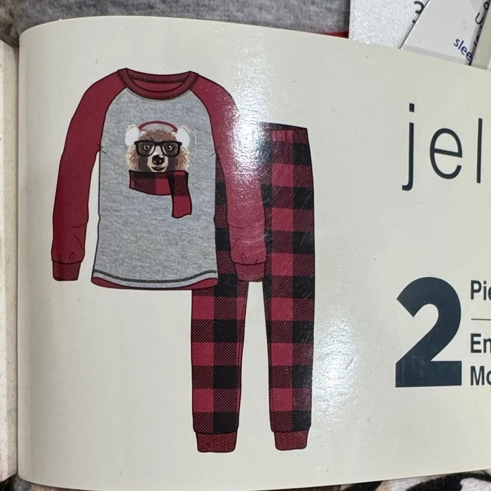 jellifish kids Red & Gray Bear Pajama Set - 2 Piece Unisex Sleep Set